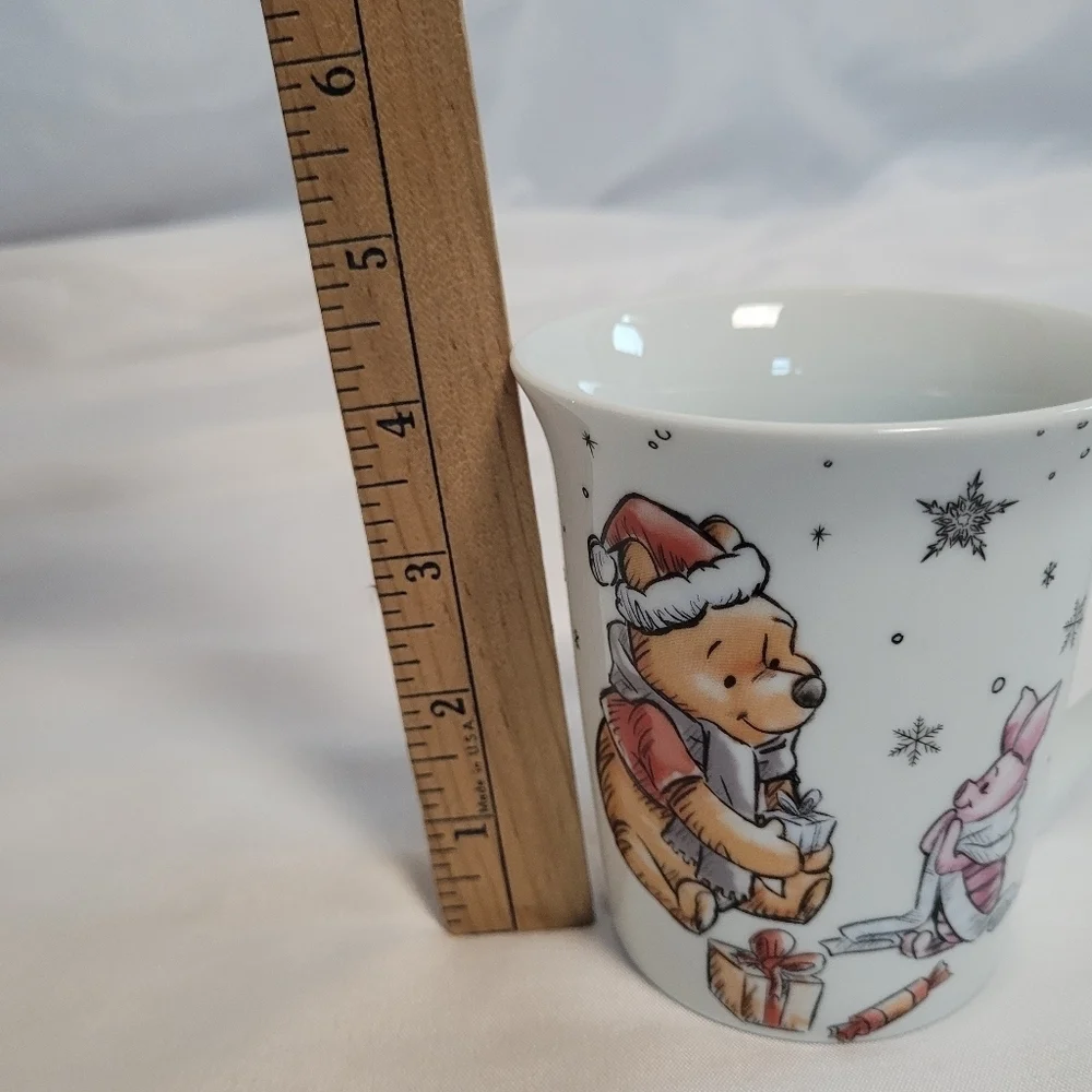Christmas Disney Winnie The Pooh & Piglet Ceramic Coffee/ Tea Mug